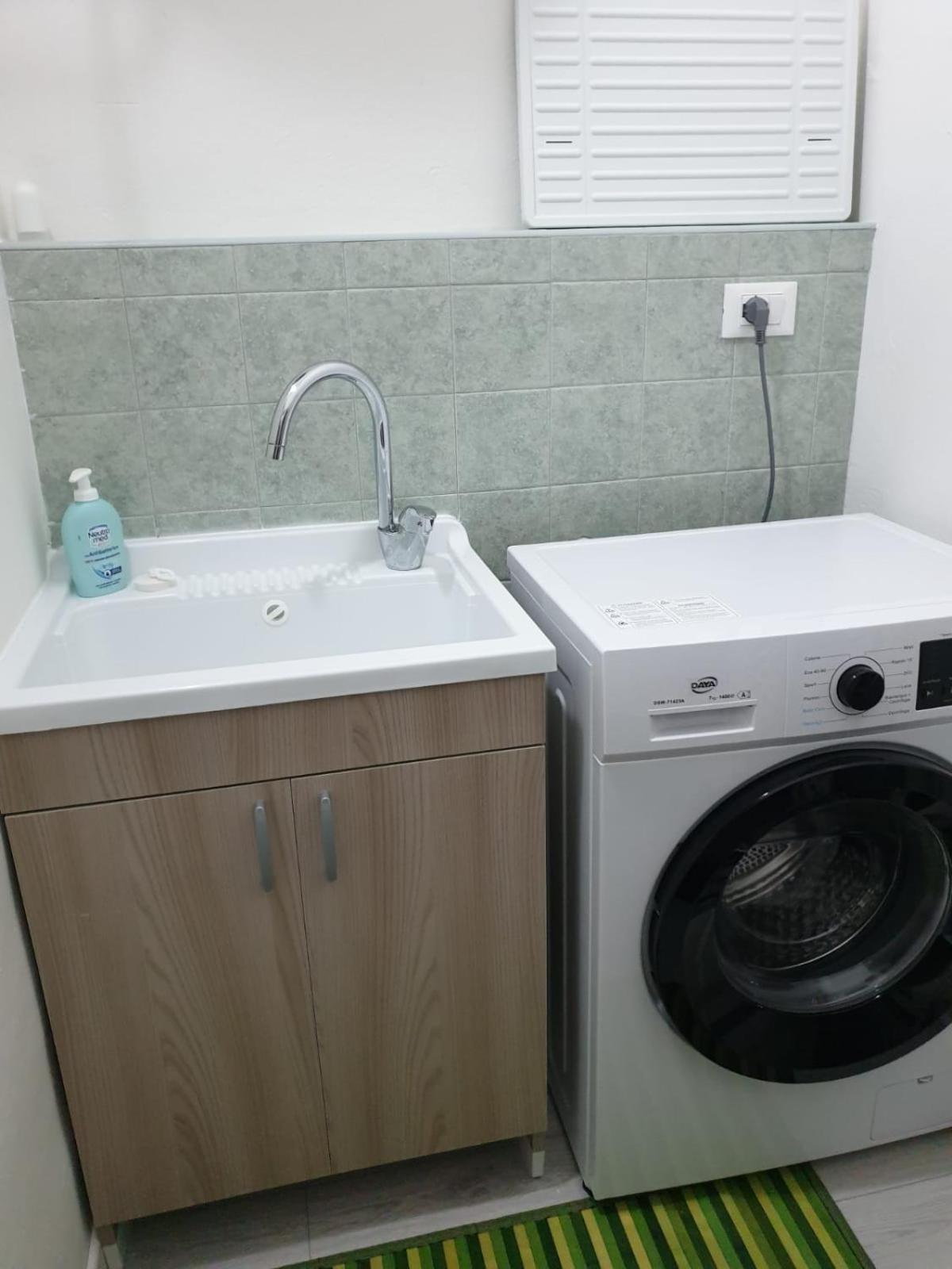 Casa Luisa - Appartamento Negrar Bagian luar foto